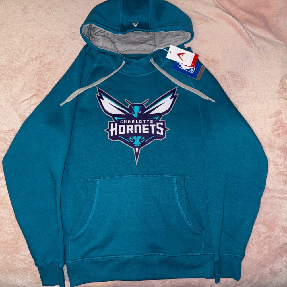 NWT Charlotte Hornets Antigua Victory Pullover Hoodie - Teal Men’s Small